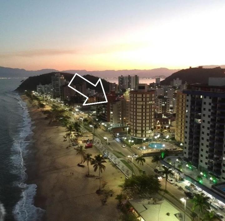 Ap Na Avenida Da Praia Caraguatatuba Kültér fotó