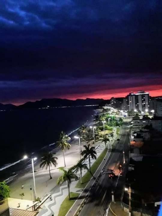 Ap Na Avenida Da Praia Caraguatatuba Kültér fotó